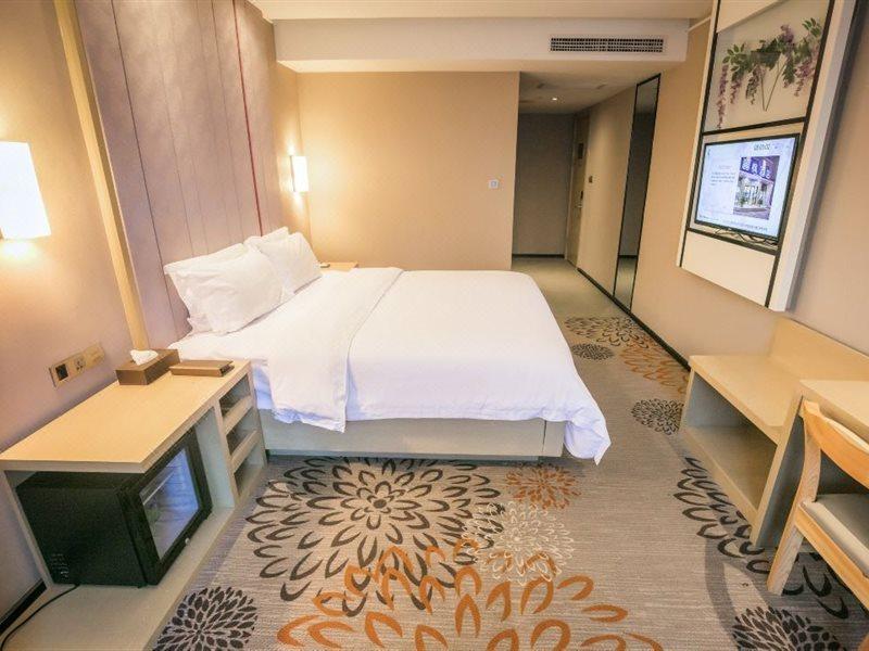 Lavande Hotel Dalian Malan Square Metro Station Екстер'єр фото
