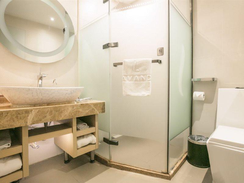 Lavande Hotel Dalian Malan Square Metro Station Екстер'єр фото