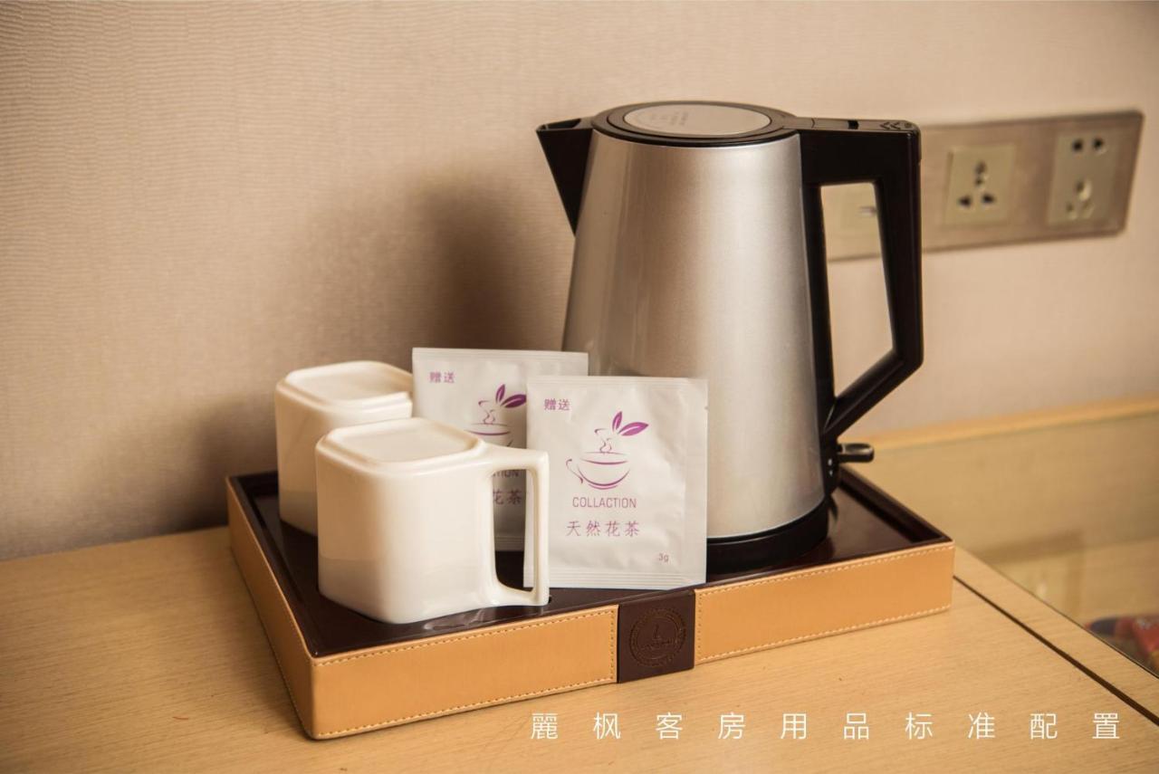 Lavande Hotel Dalian Malan Square Metro Station Екстер'єр фото