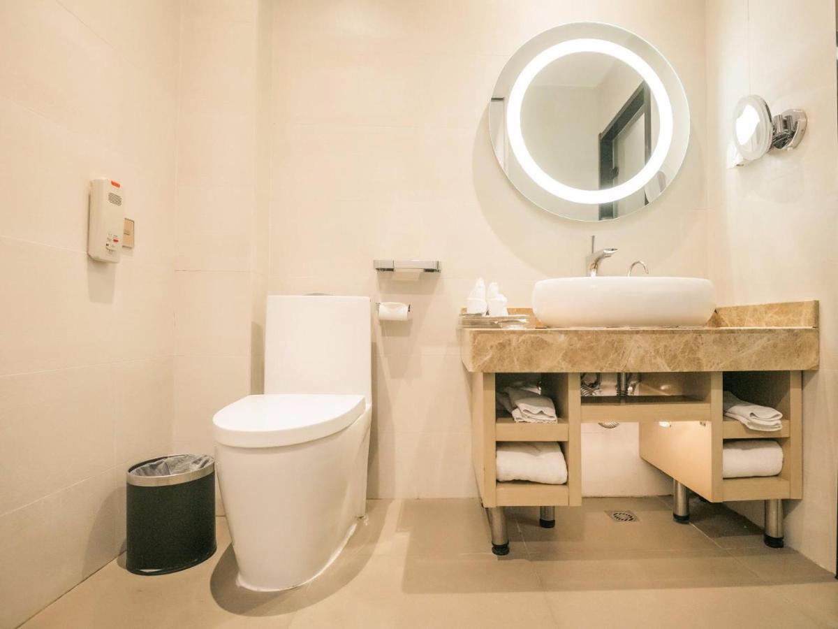 Lavande Hotel Dalian Malan Square Metro Station Екстер'єр фото