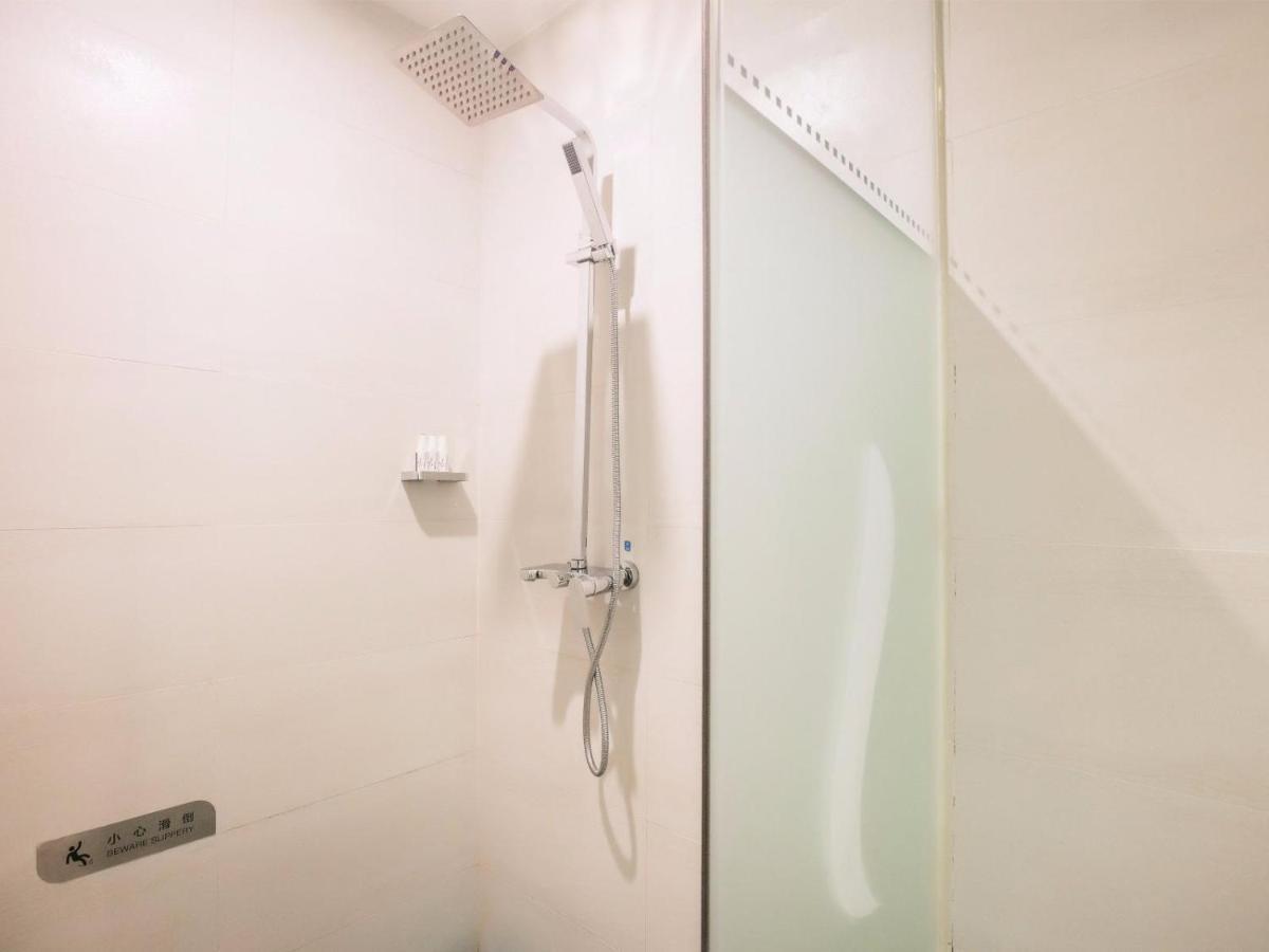 Lavande Hotel Dalian Malan Square Metro Station Екстер'єр фото
