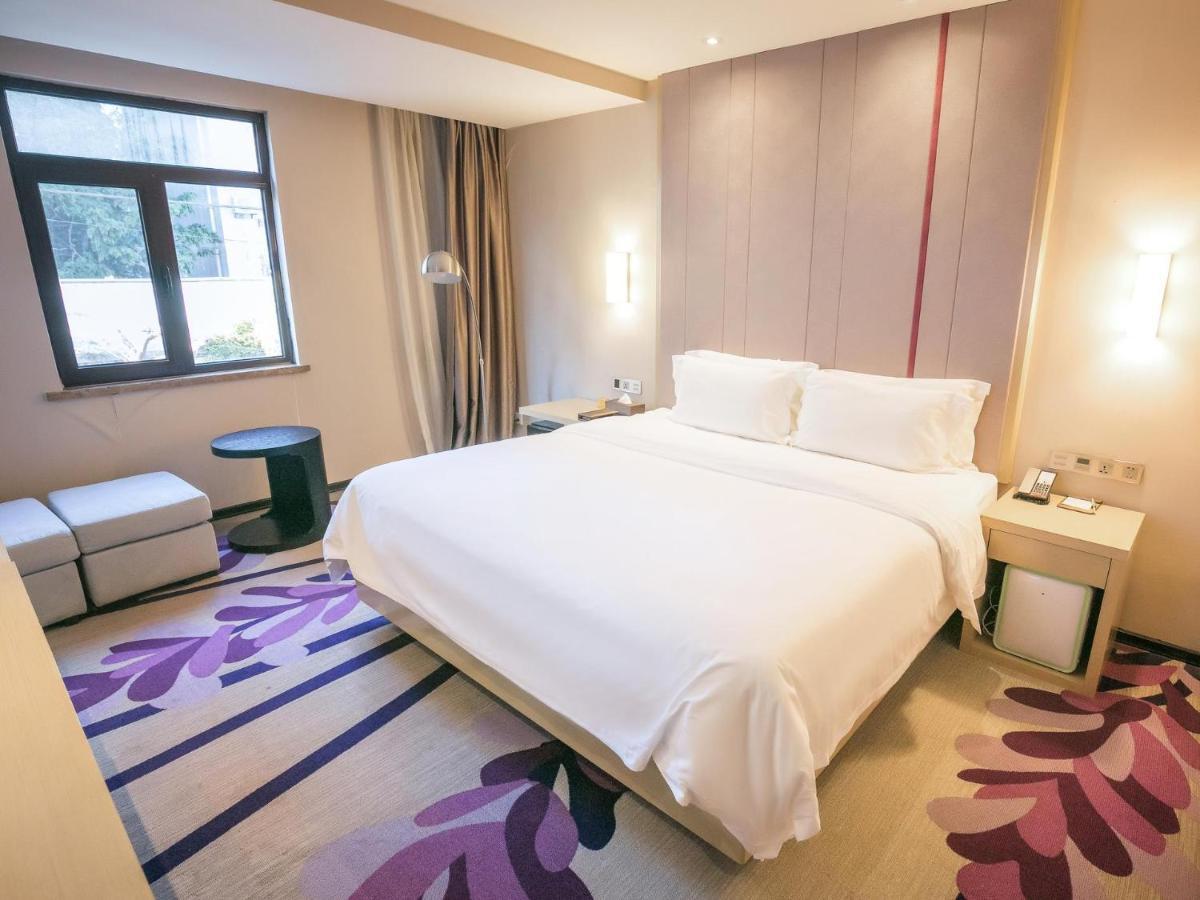 Lavande Hotel Dalian Malan Square Metro Station Екстер'єр фото