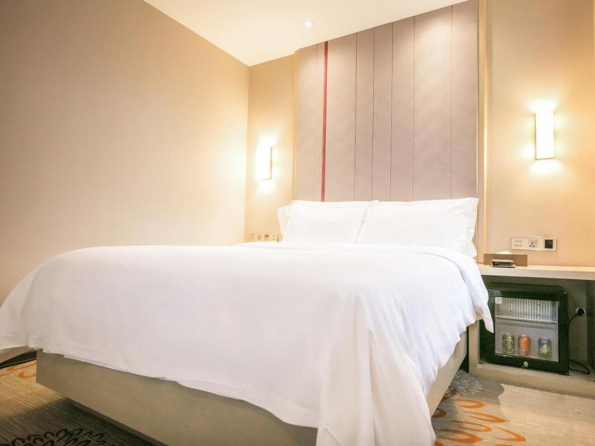 Lavande Hotel Dalian Malan Square Metro Station Екстер'єр фото
